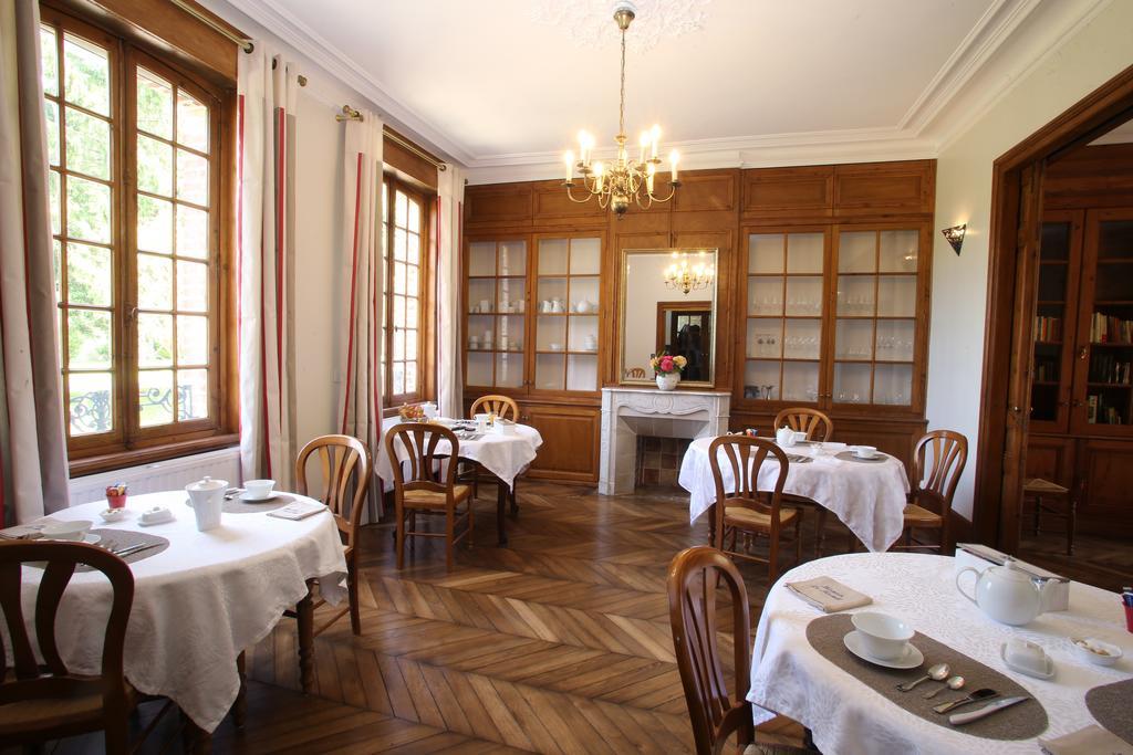 Bed and Breakfast Manoir Le Mesnil Saint-Martin-aux-Chartrains Екстер'єр фото